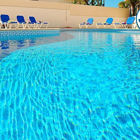 In With Shared Pool * Albufeira