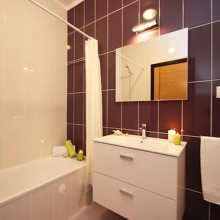 In With Shared Pool Apartment